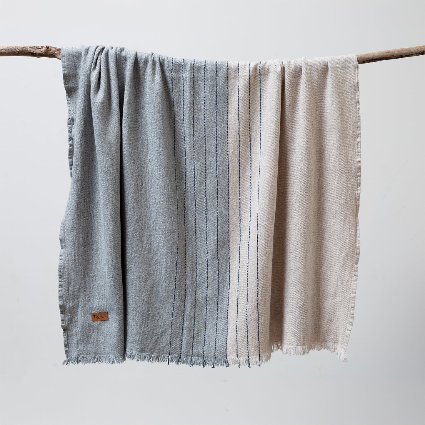 Horizon Throw - Beige/Light Gray/Navy