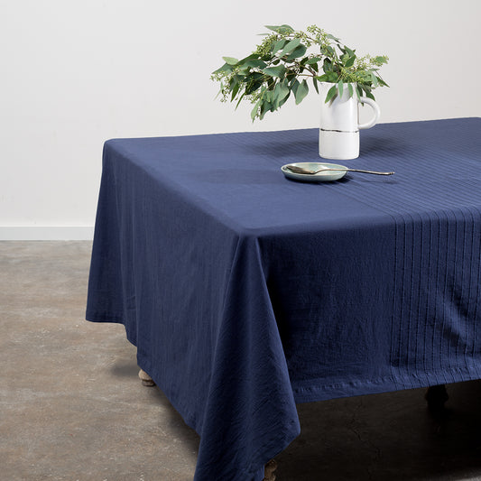 https://thymeandsage.com/cdn/shop/products/linen-cotton-tablecloth-fall-navy-1080x1080.jpg?v=1692752167&width=533